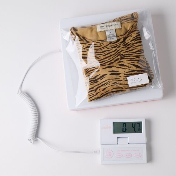 Jones New York Sport T-Shirt Women’s M Tiger Animal Print 100% Cotton Safari Y2K - Picture 7 of 7